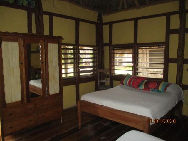 Cerros Beach Inn Corozal Exterior foto